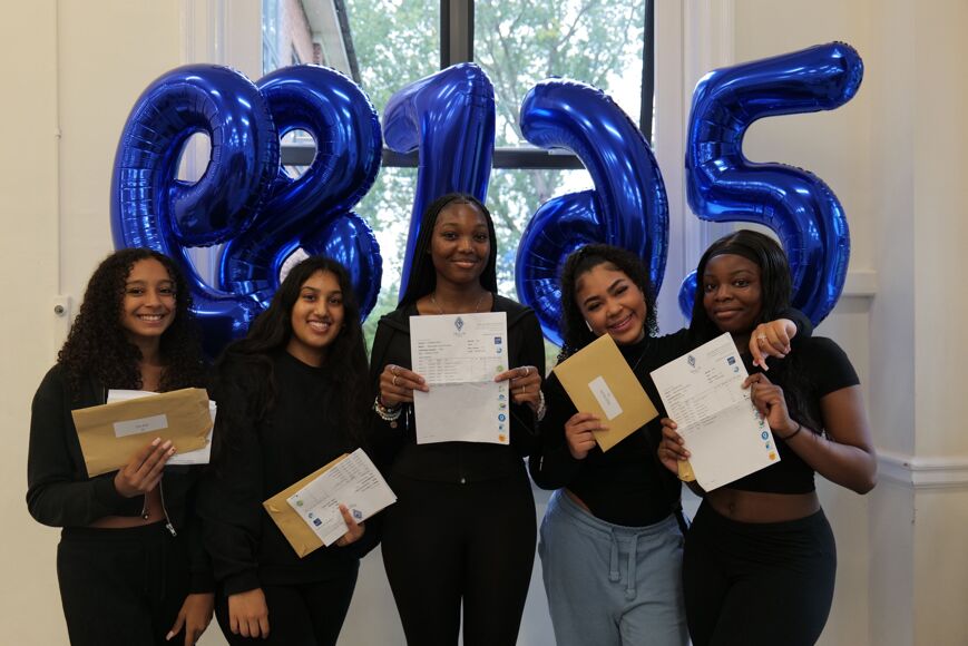 gcse-results-day-2022-eltham-hill-highlights-eltham-hill-school